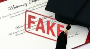 Queries over fake degrees in Dewan